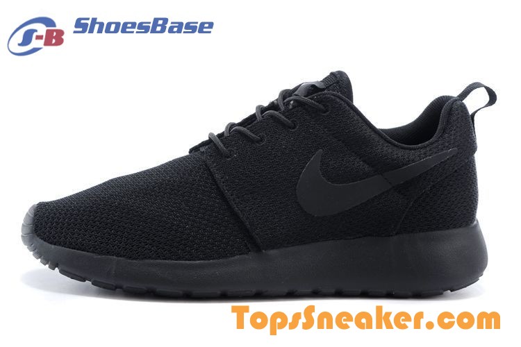 womens nike all black
