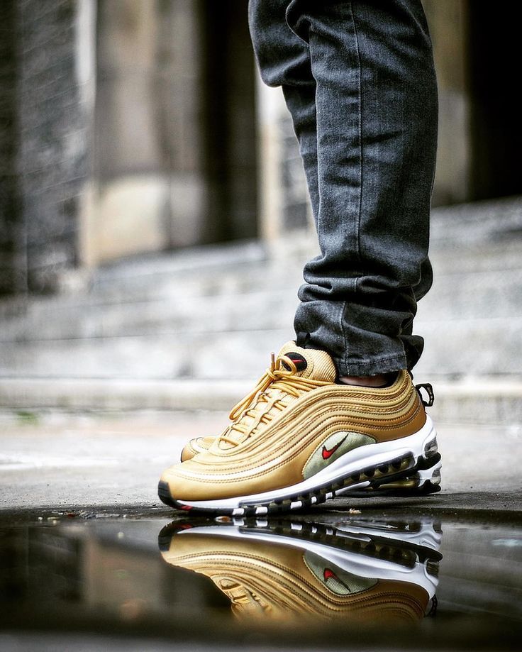 gold white air max 97
