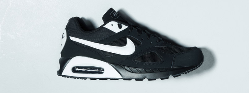 sports direct nike air max trainers