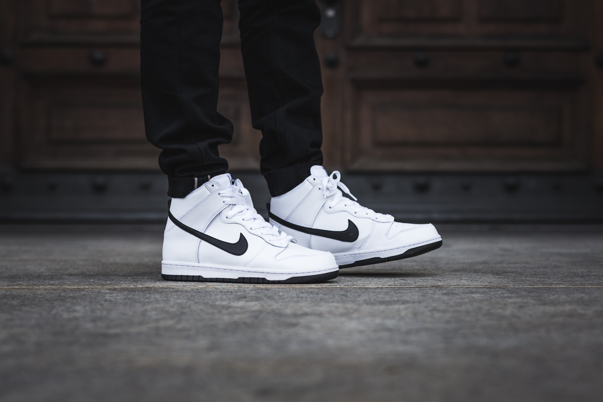 all white nike dunks high