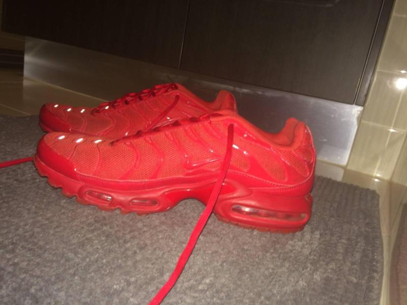 all red nike tns