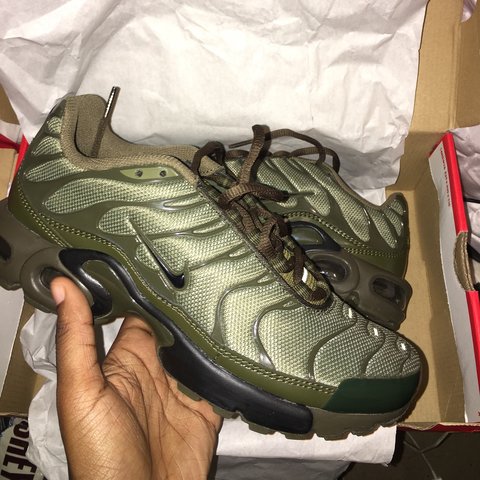 khaki green tns