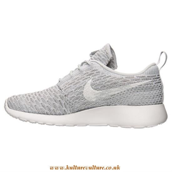 cheap ladies nike trainers